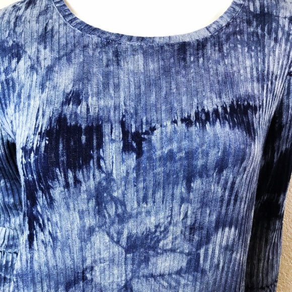 TWO VINCE CAMUTO Rayon Small Indigo Shirt Sweater - Picture 8 of 8